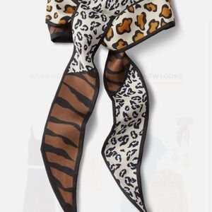 CAbi Be Twill My Heart Scarf, One Size, Style #6586, Spring 2024, Sold Out!!